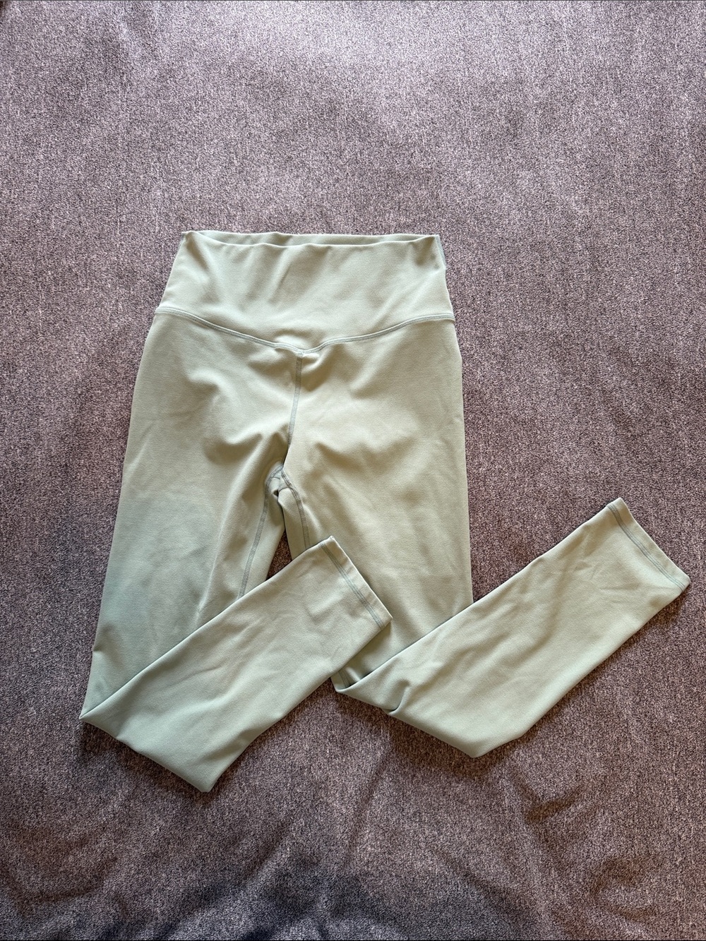 Signature8 High-Waist Leggings in Sage Green